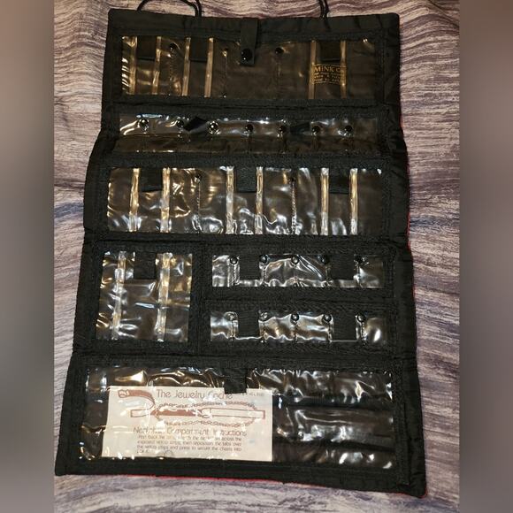 Vintage Mink Co. Red Floral Roll Up Jewelry Organizer Travel - Picture 2 of 14